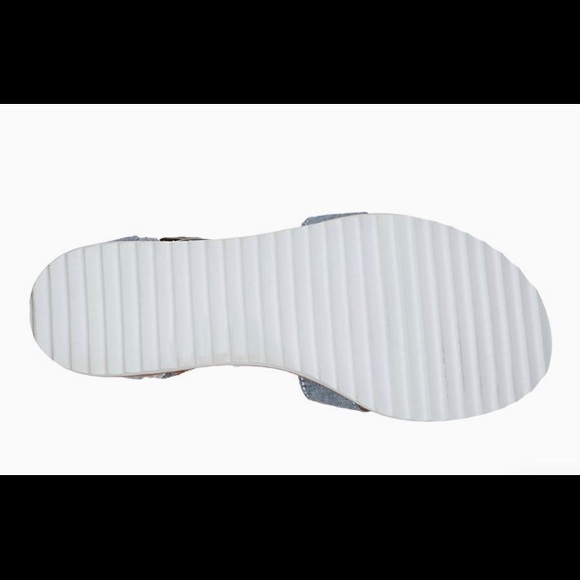 BOBS by Skechers® Desert Kiss Party Crashers Women's Sandals - Picture 3 of 4